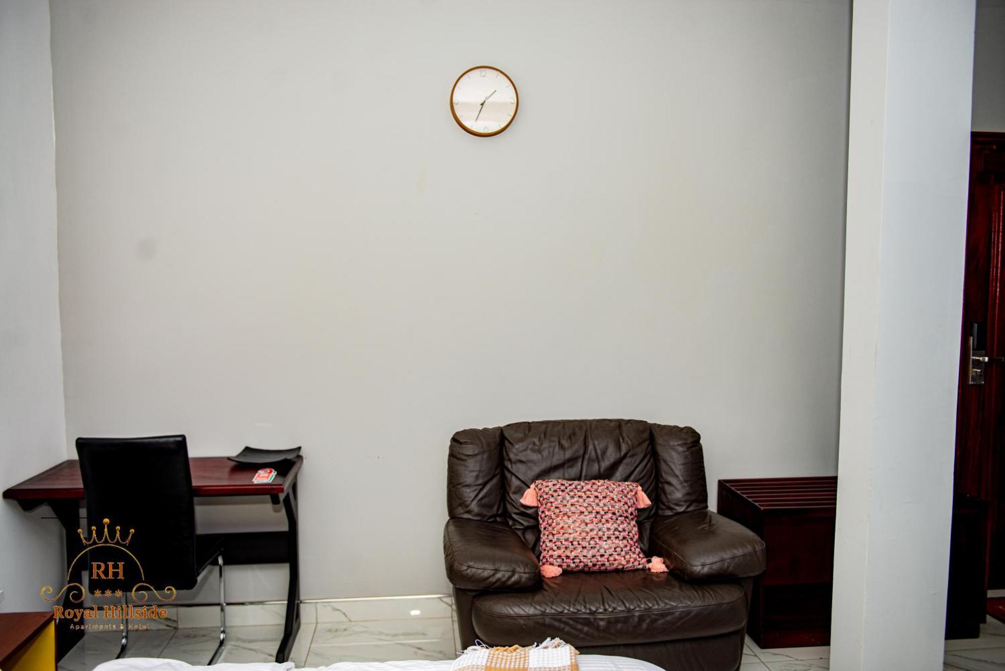 Royal Hillside Apartments And Hotels Yaoundé Exterior foto